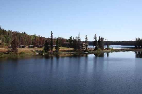 Lac Le Jeune Nature Resort Logan Lake Ngoại thất bức ảnh